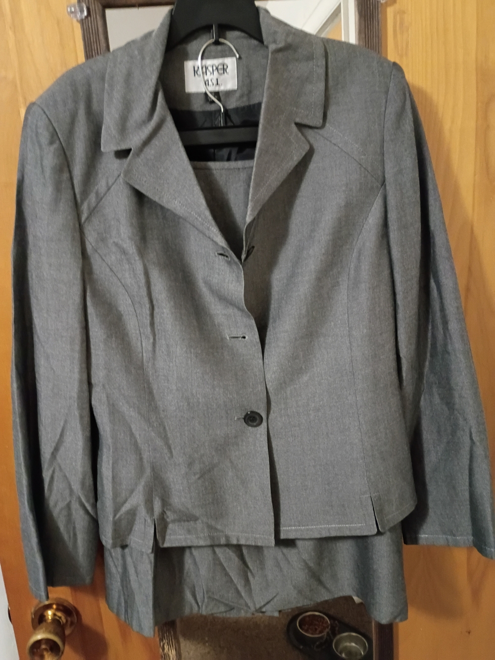 Kasper Women’s Gray Tailored Blazer & Skirt Set